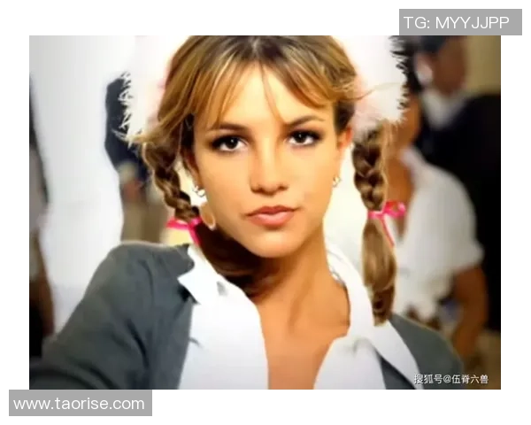 足球球星泰尼究竟是谁的儿子 揭开其家庭背景与父亲的传奇故事